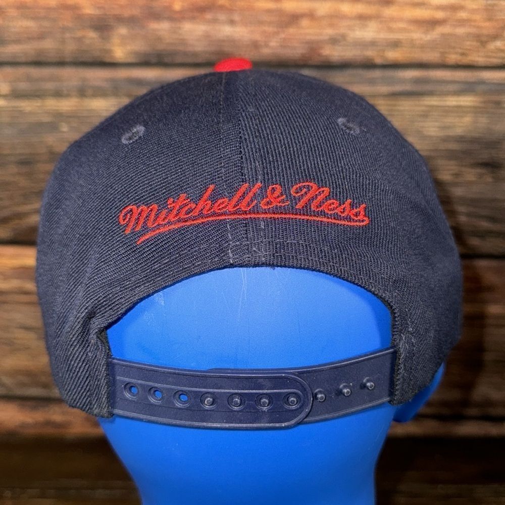 Mitchell & Nets New Jersey Nets SnapBack Hat - Picture 4 of 7